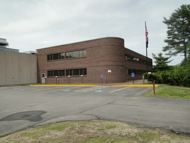 More Photos Of 28 Pond View Dr, Scarborough Manufacturing For Lease