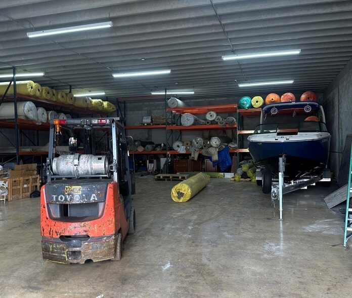 More Photos Of 6095 NW 167th St, Miami Lakes Warehouse For Sale