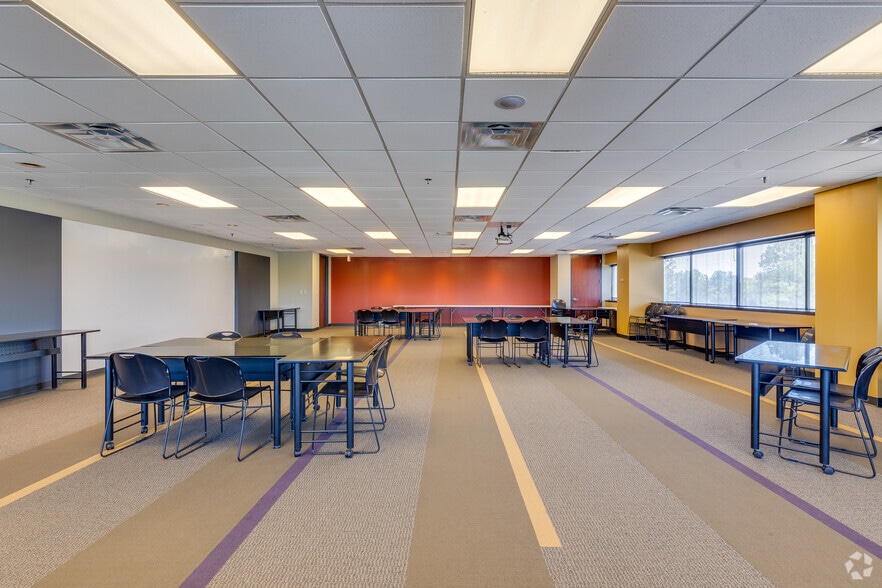 More Photos Of 5314 S Yale Ave, Tulsa Office For Lease