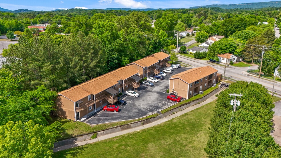 More Photos Of 1802 Hamill Rd, Hixson Apartments For Sale