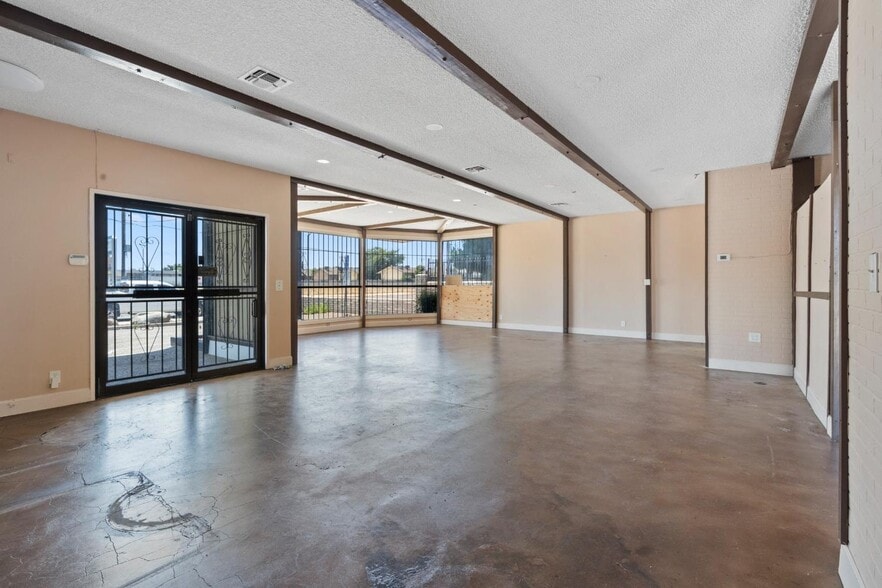 More Photos Of 4141 E Gettysburg Ave, Fresno Freestanding For Sale