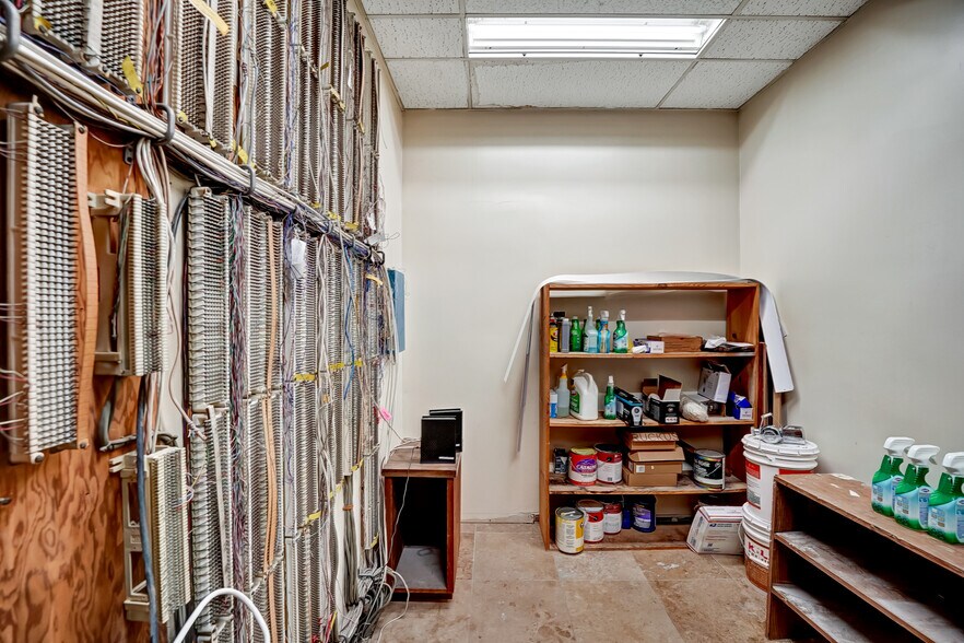 More Photos Of 8780 Valley Blvd, Rosemead Office For Lease