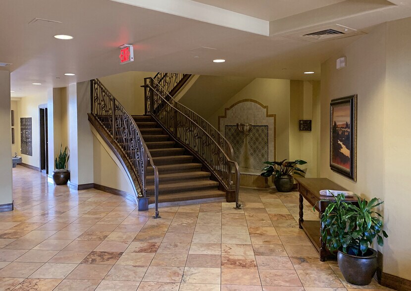 More Photos Of 5600 Eubank Blvd NE, Albuquerque Office For Lease