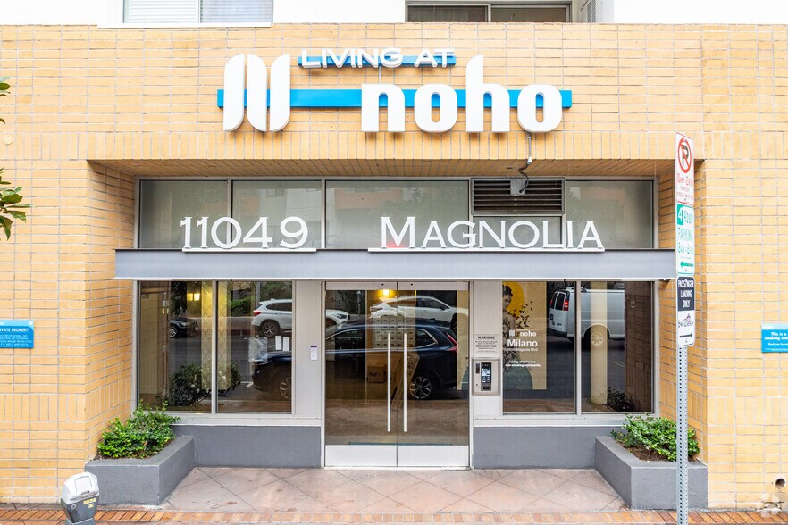 More Photos Of 11049 Magnolia Blvd, North Hollywood Apartments For Lease
