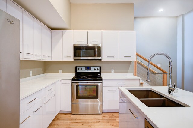 More Photos Of 1555-1563 N 4th St, Columbus Apartments For Sale