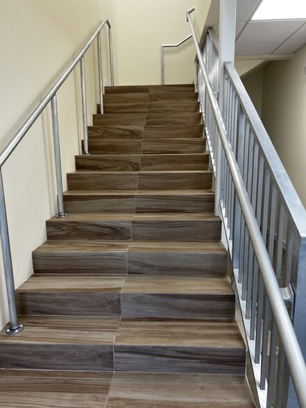 More Photos Of 35 SW 12th Ave, Dania Beach Distribution For Sale