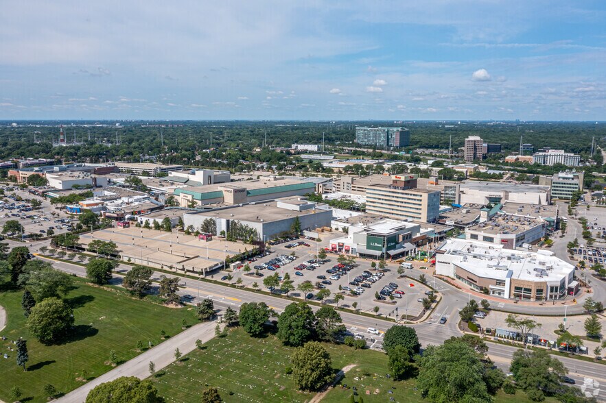 More Photos Of 4905 Old Orchard Ctr, Skokie Office For Sale