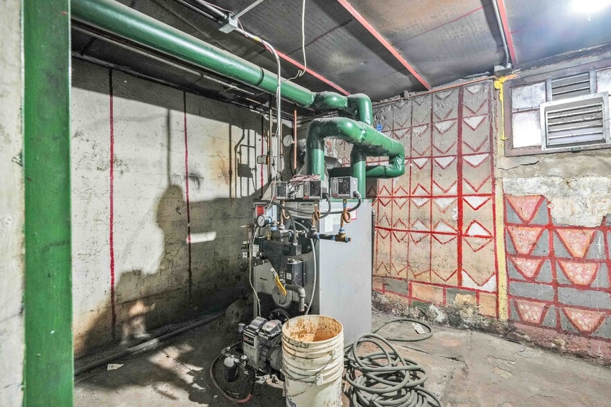 More Photos Of 3155 35th St, Long Island City Apartments For Sale