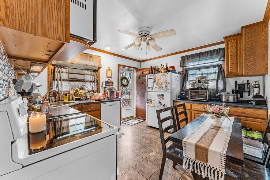 More Photos Of 117 Allemande Ln, Valencia Specialty For Sale