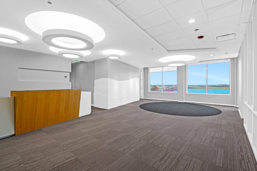 More Photos Of 4401 Belle Oaks Dr, North Charleston Office For Lease