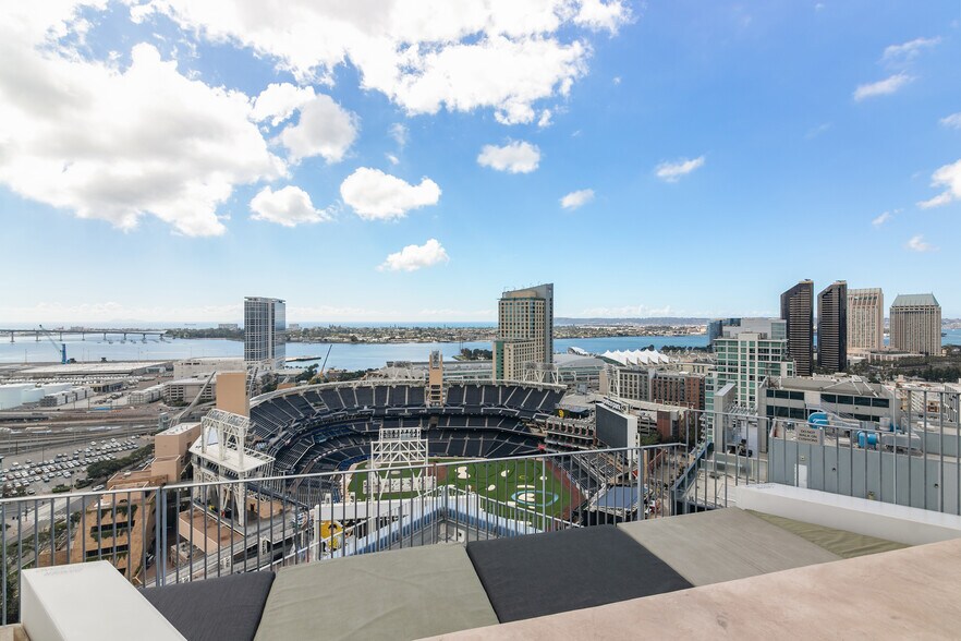 More Photos Of 302-390 11th Ave, San Diego Apartments For Sale