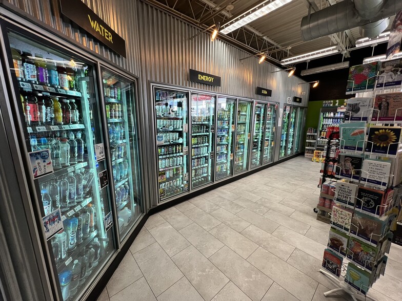 More Photos Of 290 N US Highway 287, Lafayette Service Station For Sale