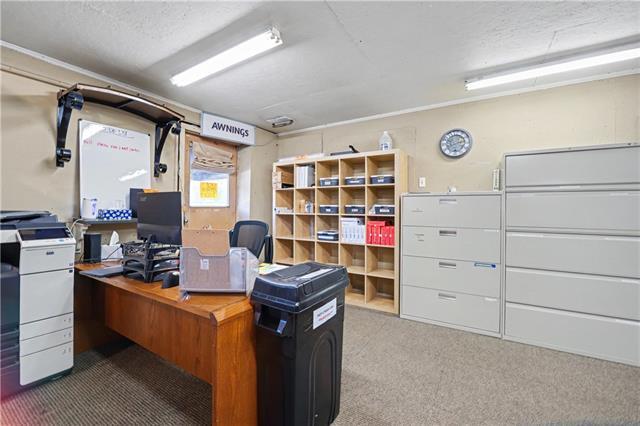 More Photos Of 847 Collins Blvd, Covington Light Manufacturing For Sale