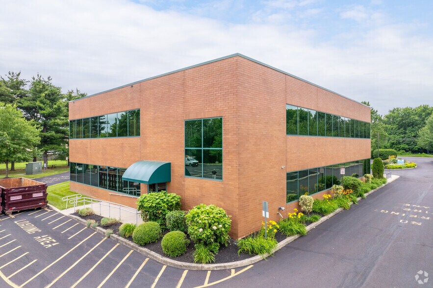 More Photos Of 4377 County Line Rd, Chalfont Office For Lease