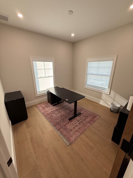 More Photos Of 1012 Goodlette Rd N, Naples Medical For Lease