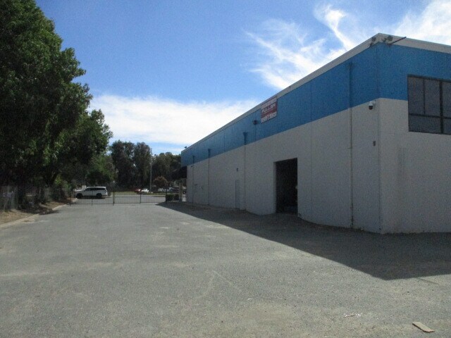 More Photos Of 2685 E Leland Rd, Pittsburg Freestanding For Lease