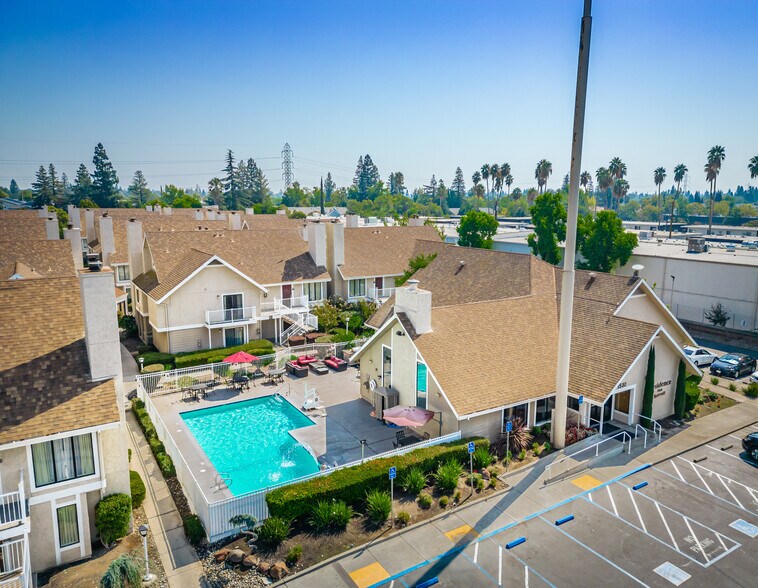 More Photos Of 1530 Howe Ave, Sacramento Hotel For Sale