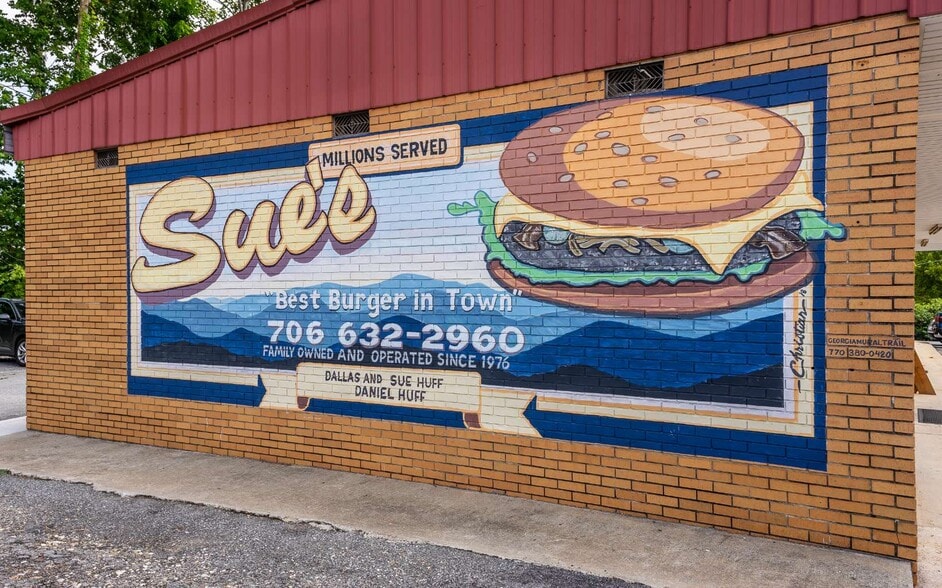 More Photos Of 3855 E First St, Blue Ridge Restaurant For Sale