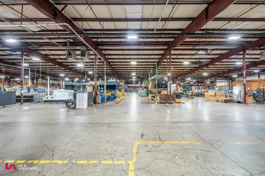 More Photos Of 154 Industrial Park Cir, Lawrenceville Warehouse For Sale