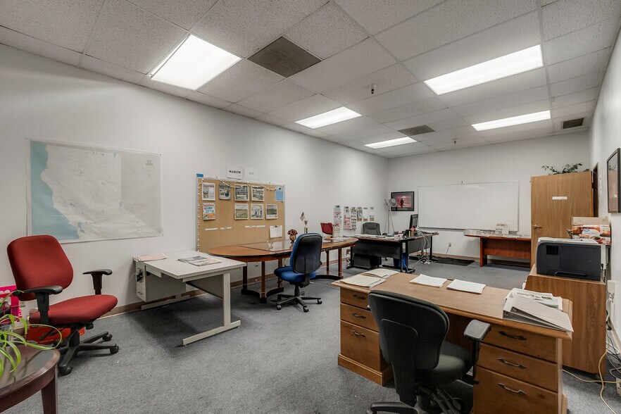 More Photos Of 400 E Park Ave, Chico Office For Sale