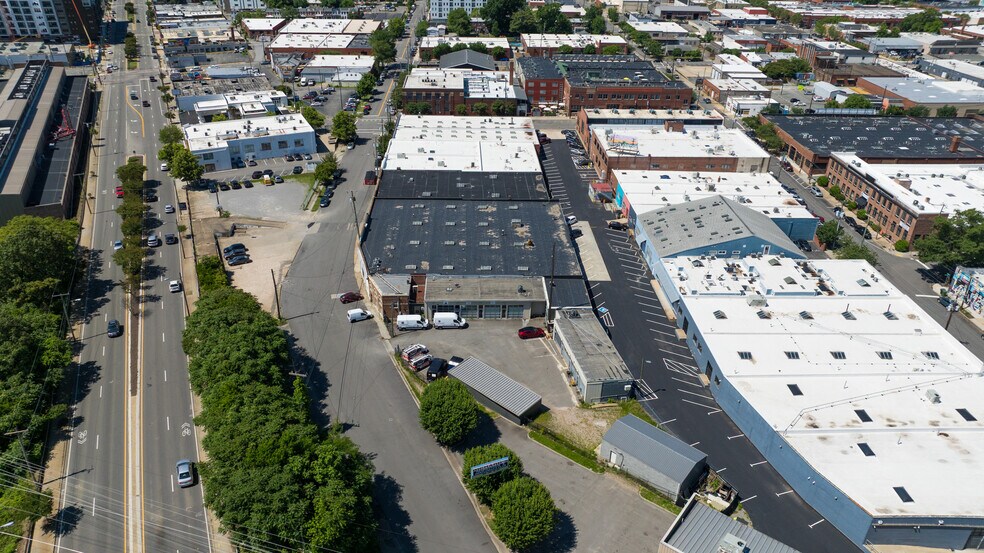 More Photos Of 1726 Altamont Ave, Richmond Warehouse For Lease