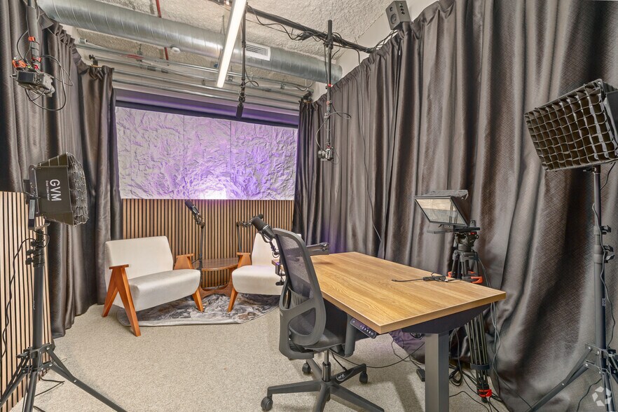 More Photos Of 50 Francisco St, San Francisco Coworking Space