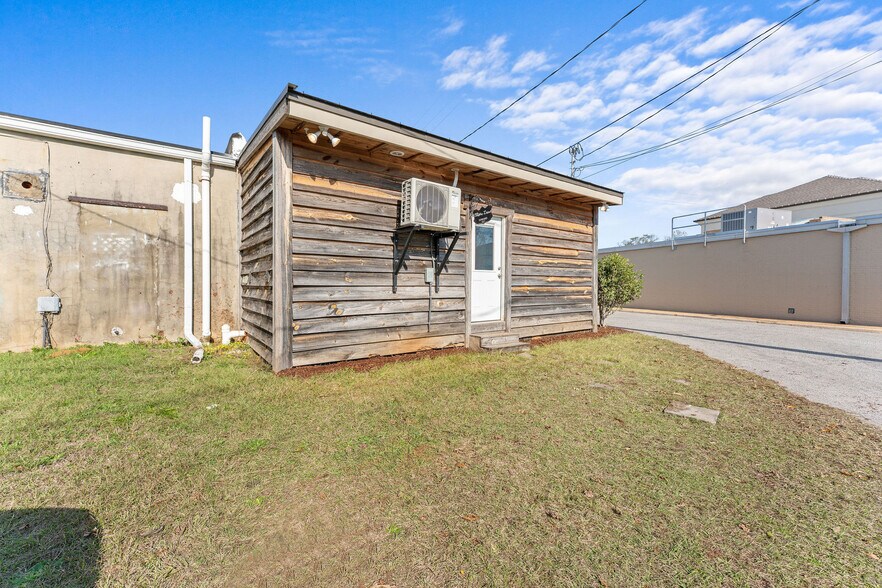 More Photos Of 357 Market Street st, Moundville General Retail For Sale