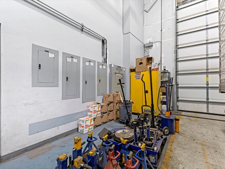 More Photos Of 5745 W 300 S, Salt Lake City Truck Terminal For Sale