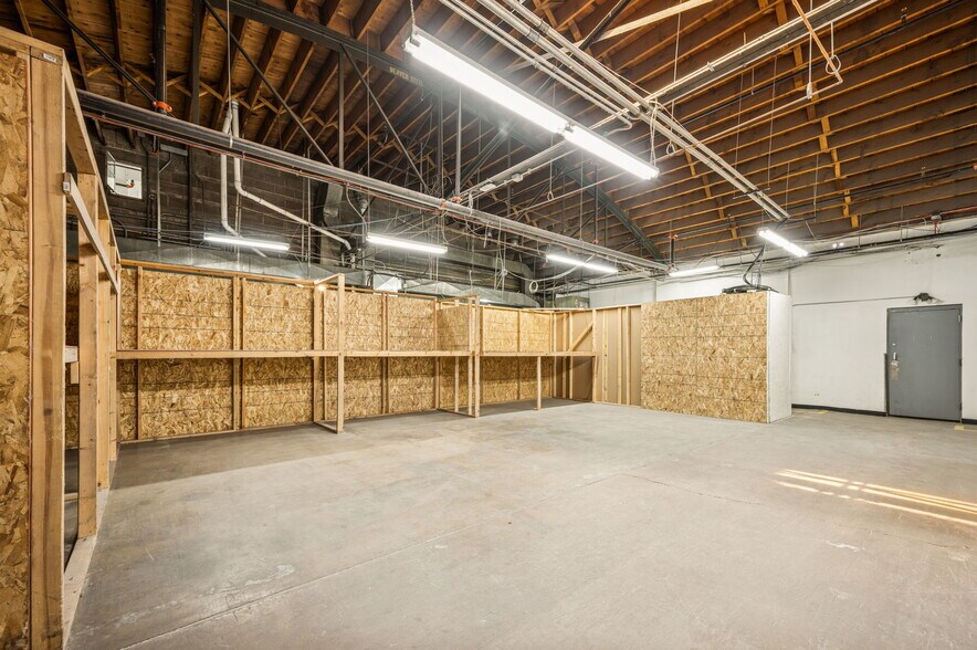 More Photos Of 313 W Bayaud Ave, Denver Warehouse For Lease