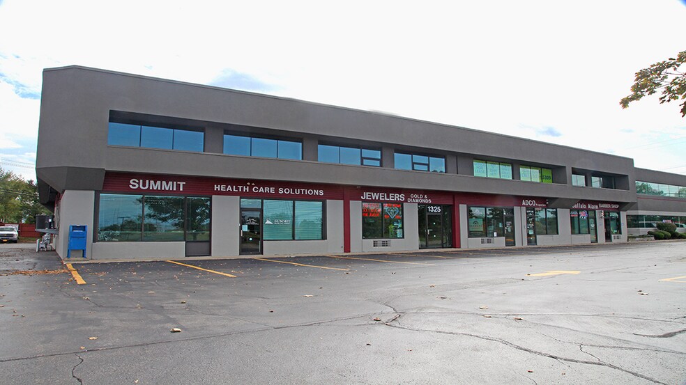 More Photos Of 1321-1325 Millersport Hwy, Amherst Office For Lease