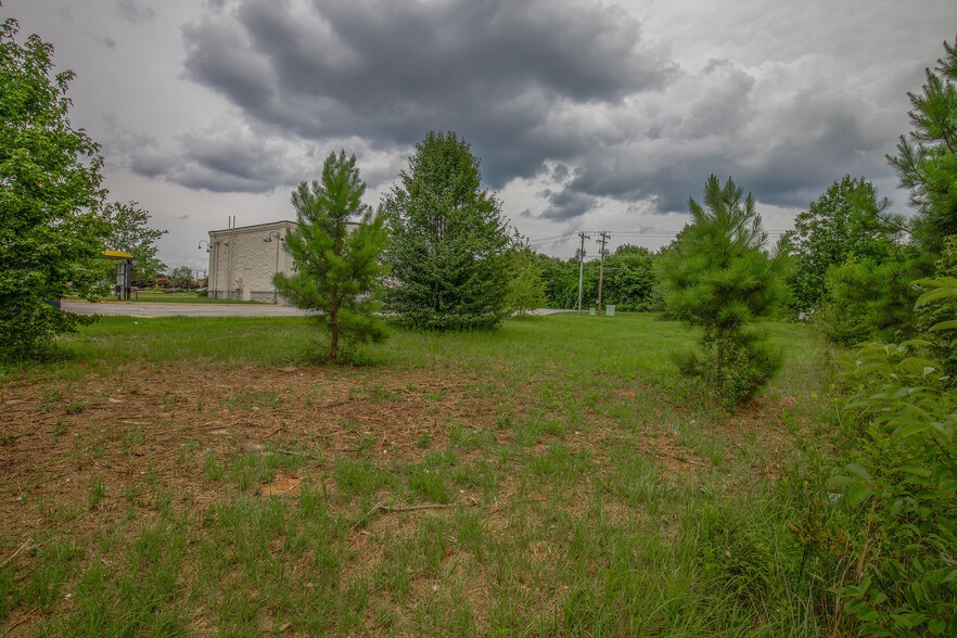More Photos Of 9055 Fairforest Rd, Spartanburg Land For Sale