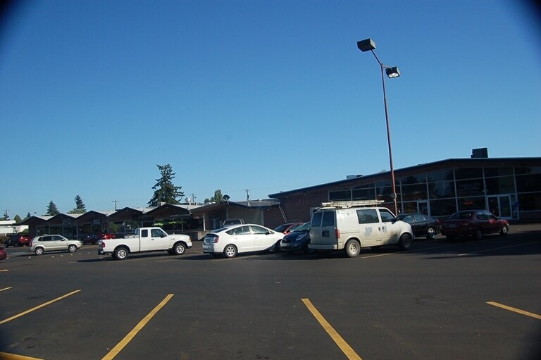 More Photos Of 401-429 Main St E, Monmouth Storefront For Lease