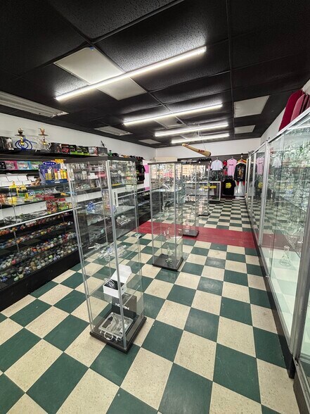 More Photos Of 8056 California City Blvd, California City Restaurant For Sale