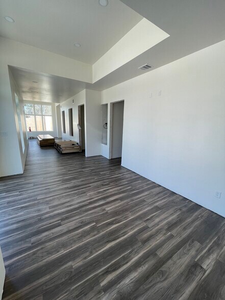 More Photos Of 1360 N Kimball Ave, Southlake Medical For Lease