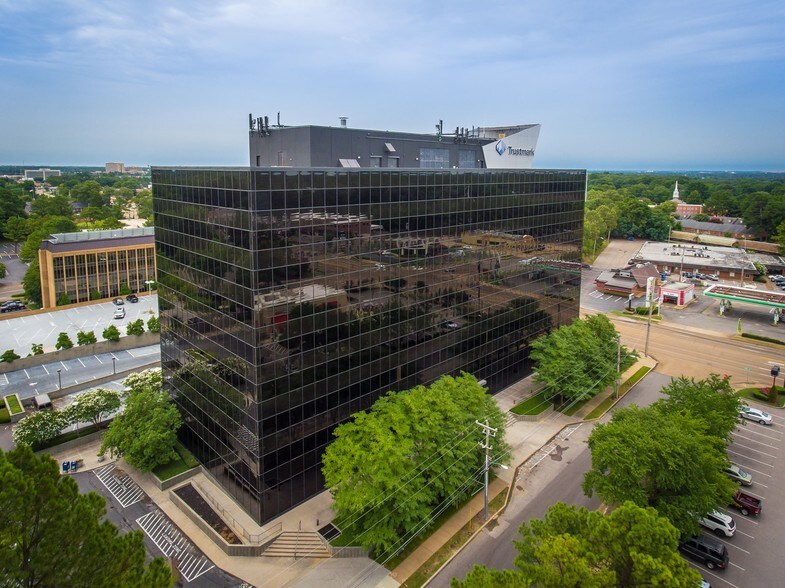 Primary Photo Of 5350 Poplar Ave, Memphis Office For Lease