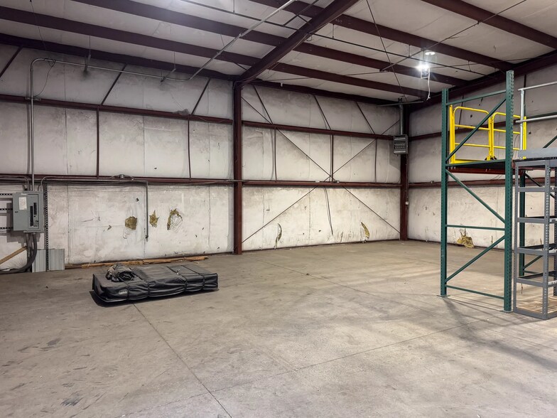 More Photos Of 640 W Centennial Blvd, Casa Grande Warehouse For Lease