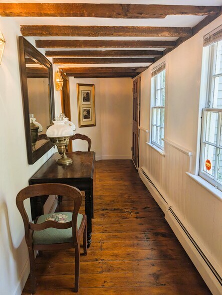 More Photos Of 47 Hollow Tree Ridge Rd, Darien Apartments For Sale