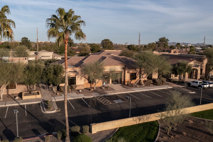 More Photos Of 3303 S Lindsay Rd, Gilbert Medical For Sale