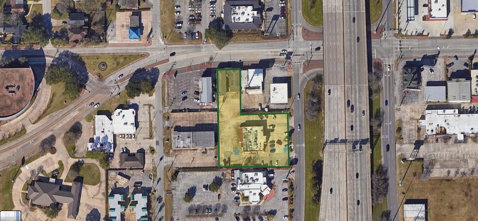 More Photos Of 335 I-10, Beaumont Restaurant For Sale
