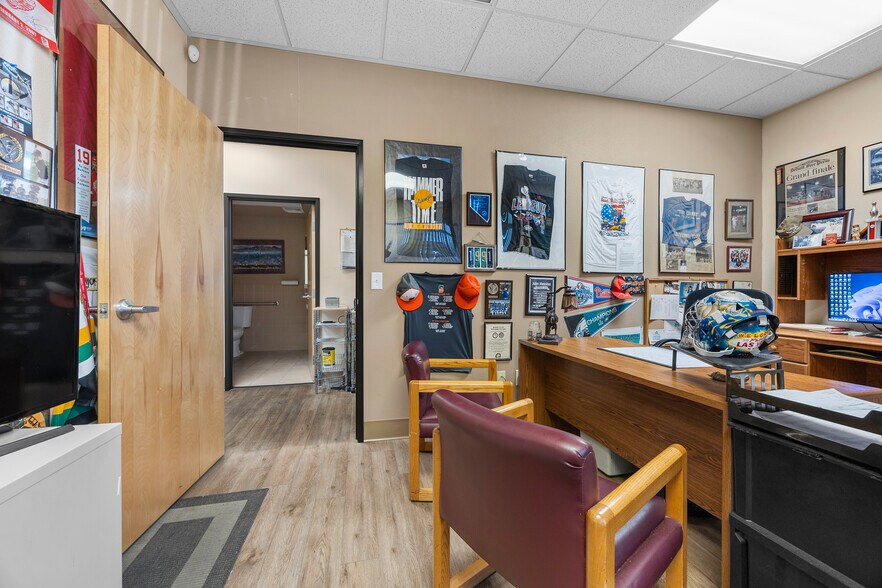 More Photos Of 9187 W Flamingo Rd, Las Vegas Medical For Sale