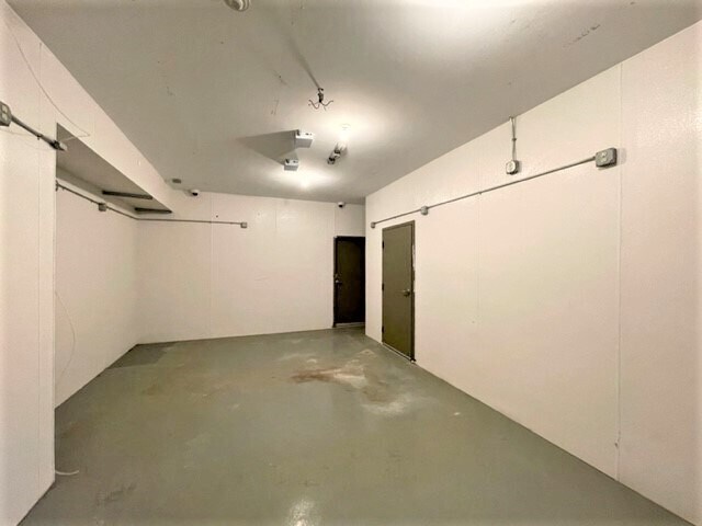 More Photos Of 191 2nd Ave, Warwick Warehouse For Sale