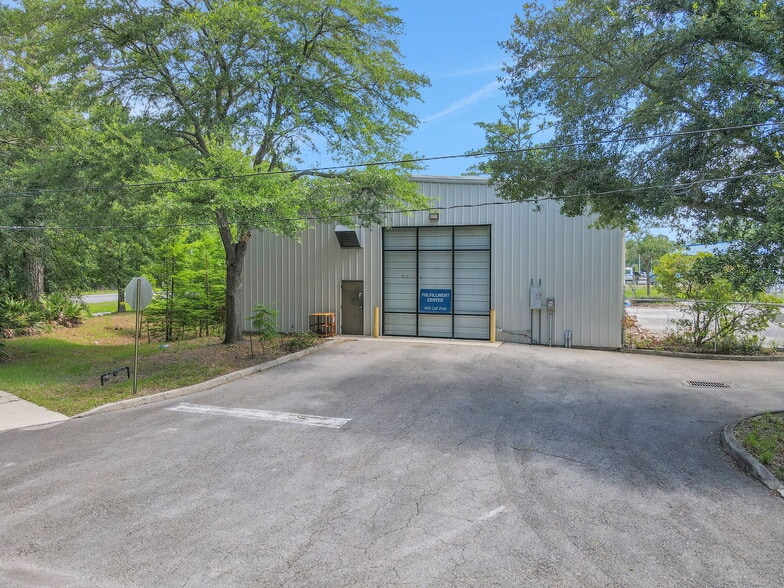 More Photos Of 201 Pickettville Rd, Jacksonville Warehouse For Lease