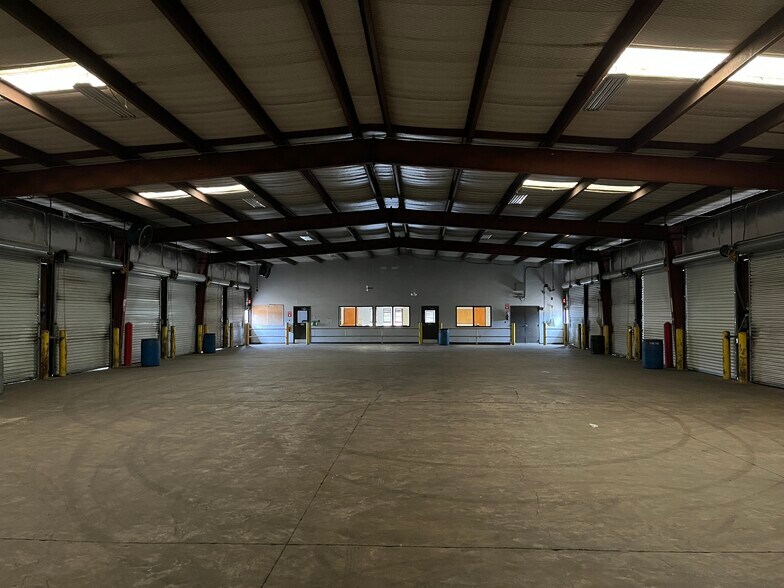 More Photos Of 104 Country Mdws, Grenada Truck Terminal For Sale