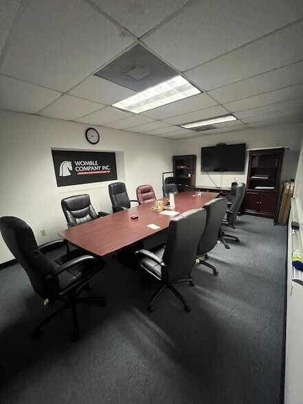 More Photos Of 10655 Jefferson Chemical Rd, Conroe Warehouse For Lease