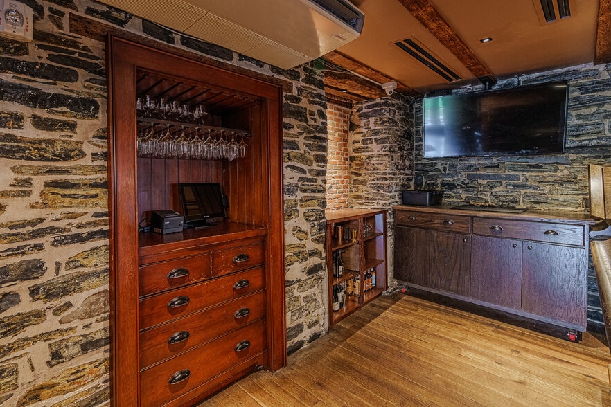 More Photos Of 1-3 Main Street, Le Roy Restaurant For Sale