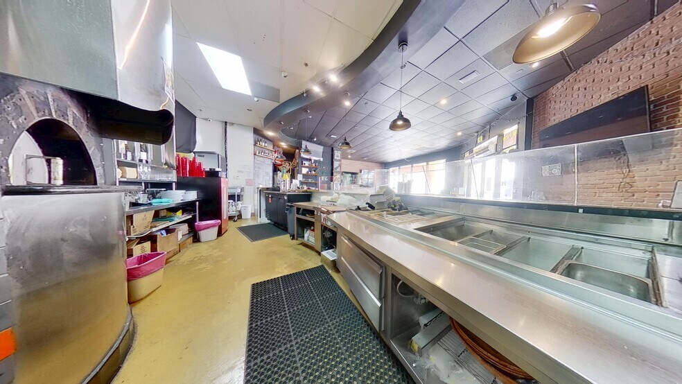 Primary Photo Of 520-550 Deep Valley Dr, Rolling Hills Estates General Retail For Lease