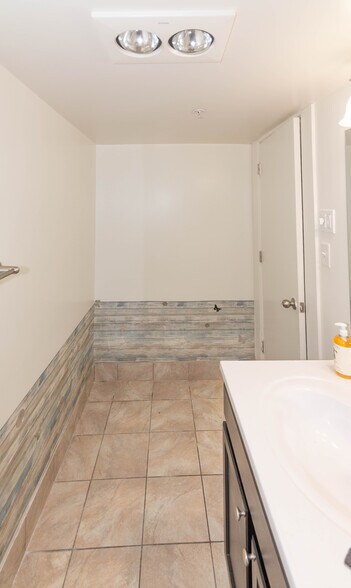 More Photos Of , Baltimore Multifamily For Sale