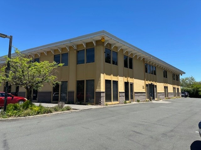 More Photos Of 10 Commercial Blvd, Novato Office For Lease