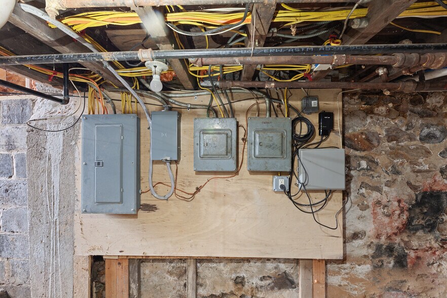 More Photos Of 520 N 7th St, Allentown Apartments For Sale