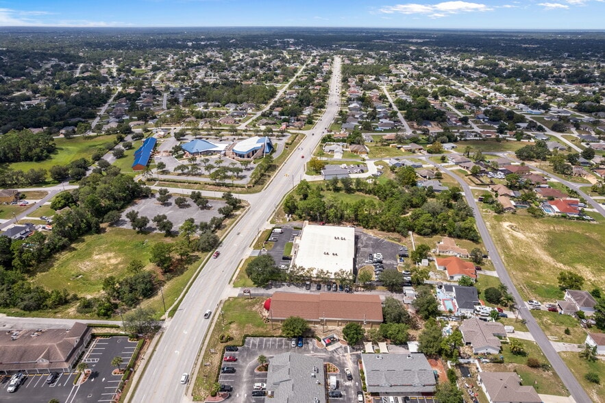 More Photos Of 5149 Mariner Blvd, Spring Hill Flex For Sale